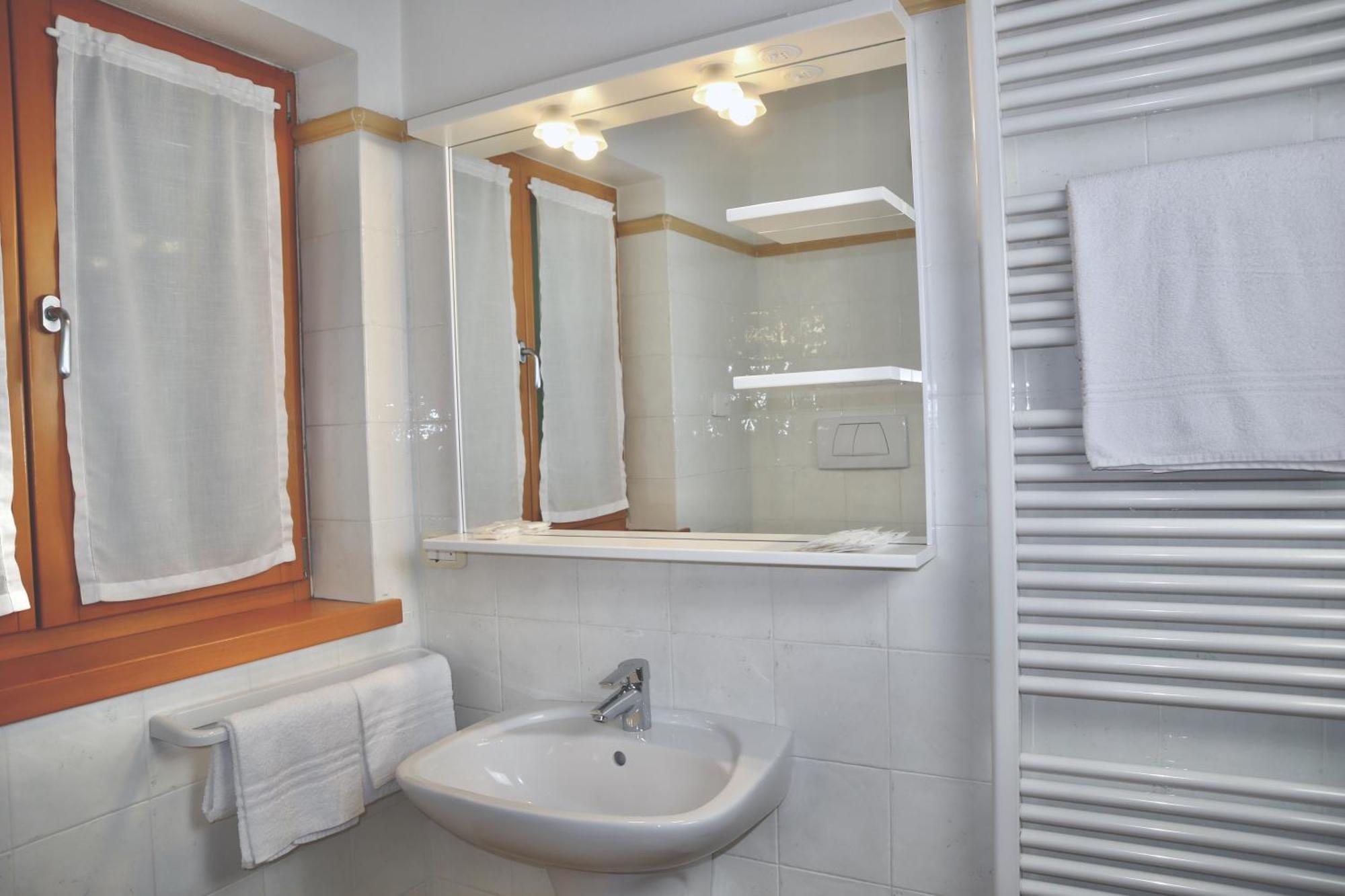 Windshouse Apartments Torbole Sul Garda Εξωτερικό φωτογραφία